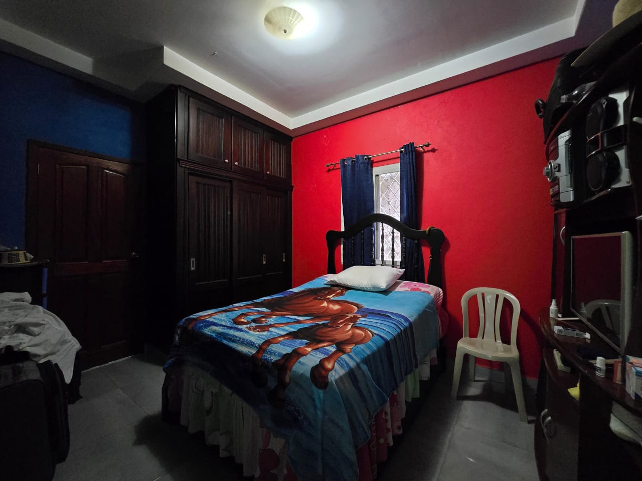 ce9a5b0d-4707-4c46-a43d-7ae199ac728f