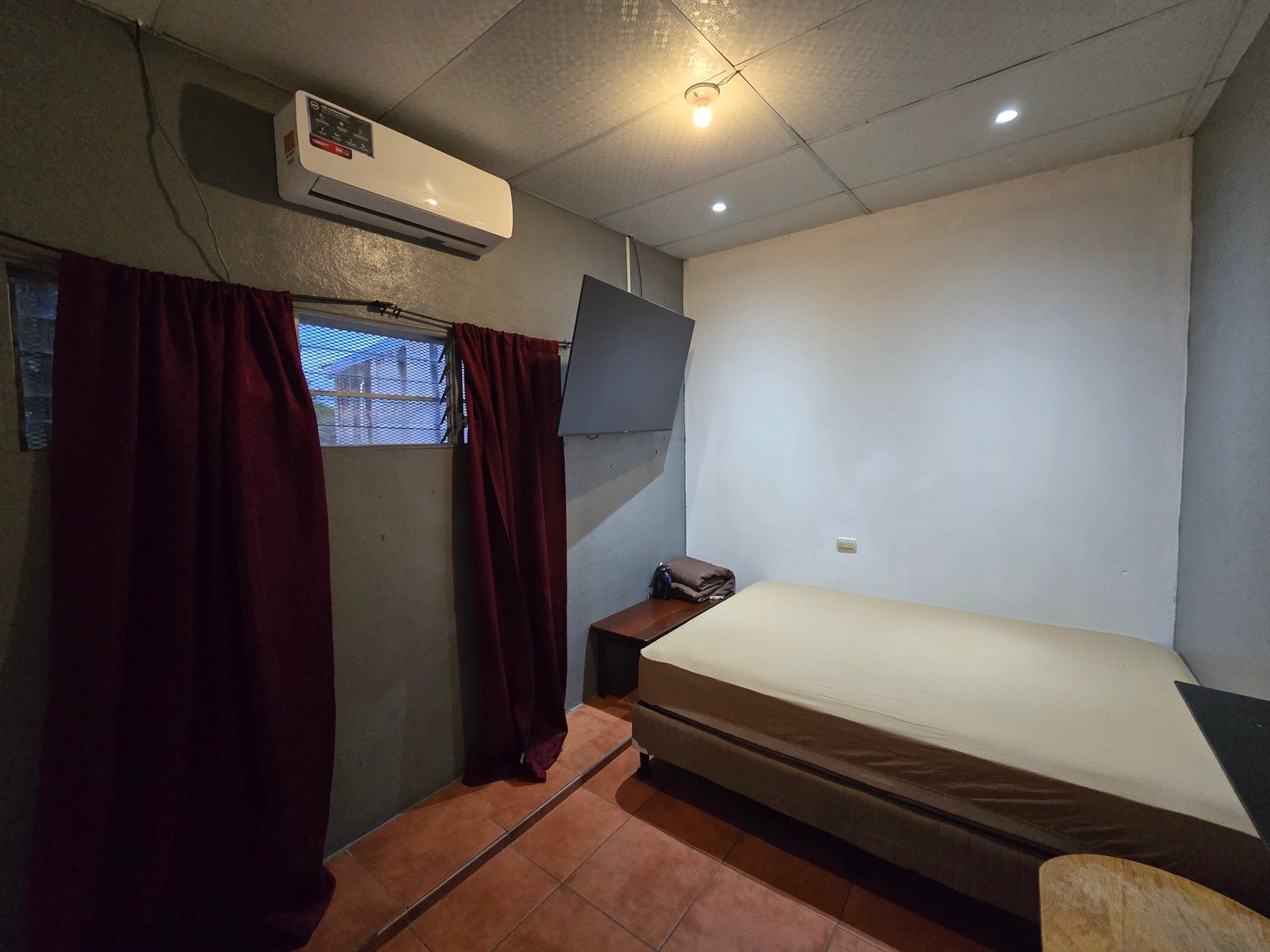 RENTADO – Apartamento Amoblado frente a la Rampa del Rosario