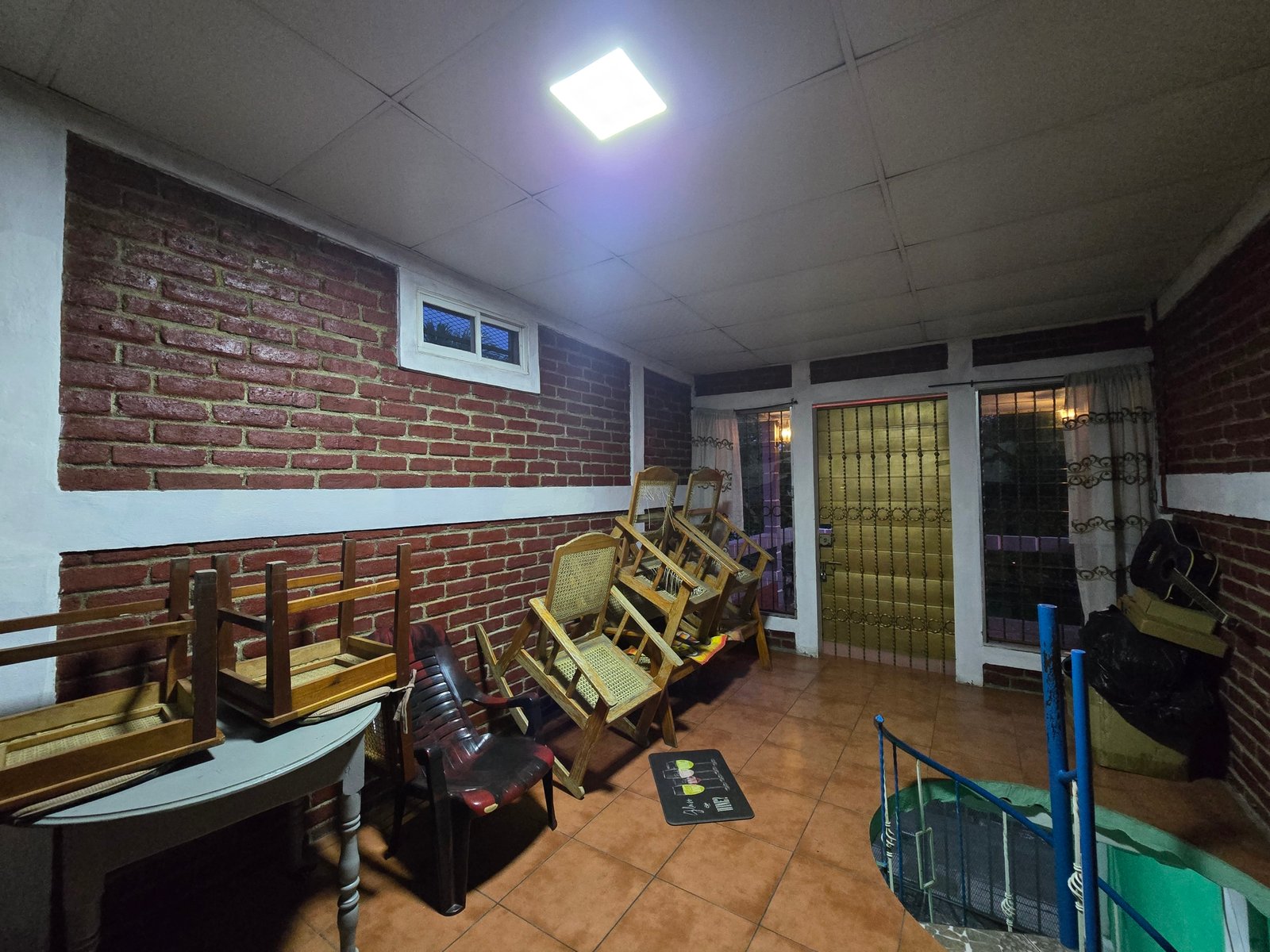 RENTADO – Apartamento Amoblado frente a la Rampa del Rosario