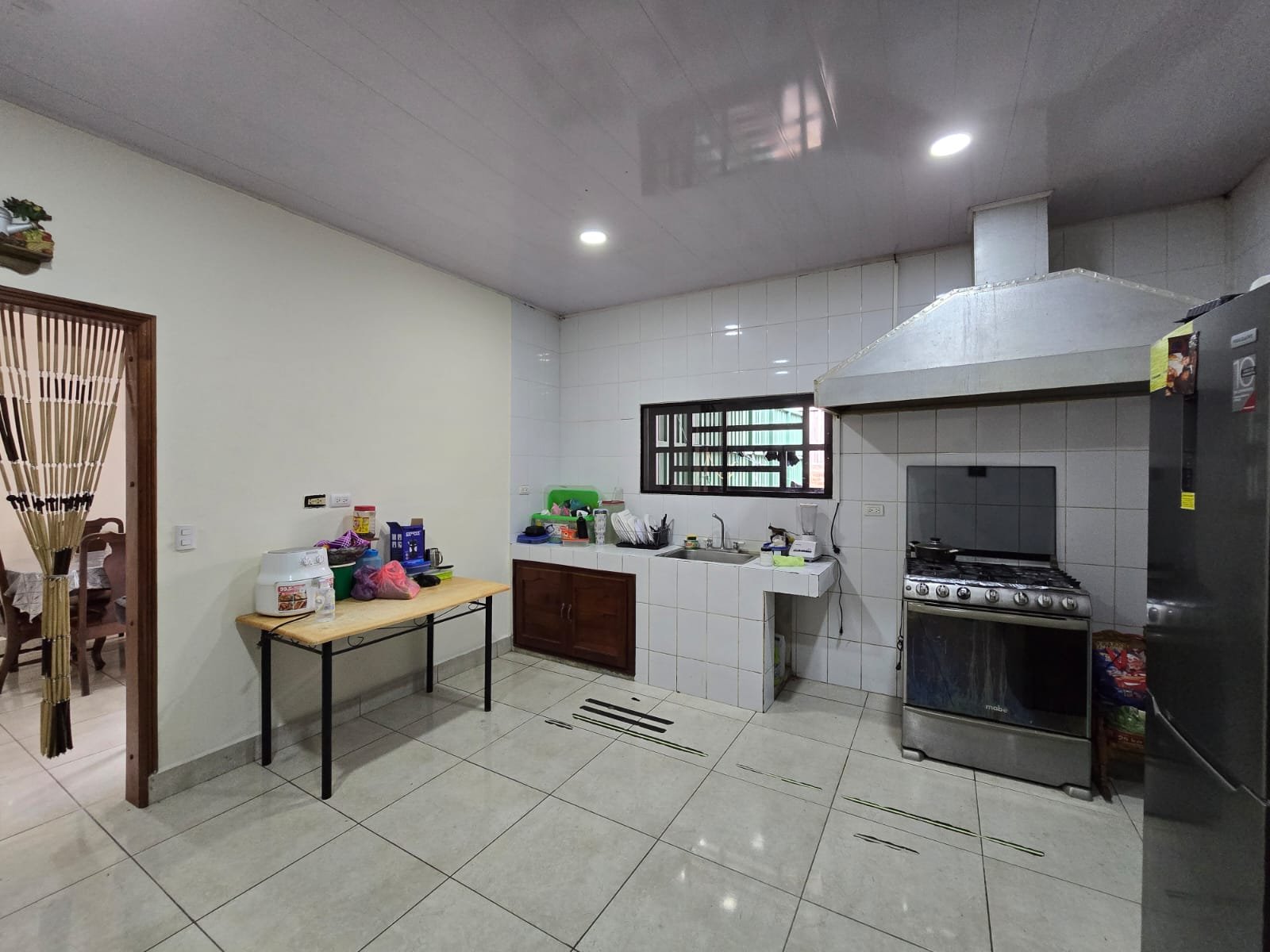 🏡 AMPLIA CASA EN RENTA – PERFECTA PARA NEGOCIO O EMPRESA, CERCA DEL HOTEL DON VITO