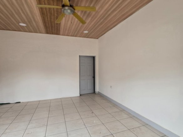 Módulo Esquinero en Alquiler – 24 m²
