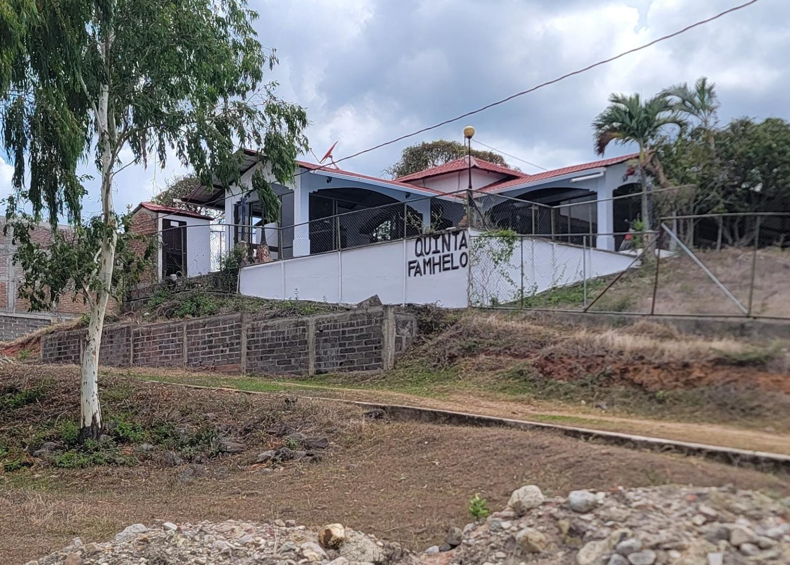 🏡✨ ¡SE VENDE PRECIOSA Y AMPLIA QUINTA CON PISCINA EN ESTELÍ! 🌴🏊‍♂️