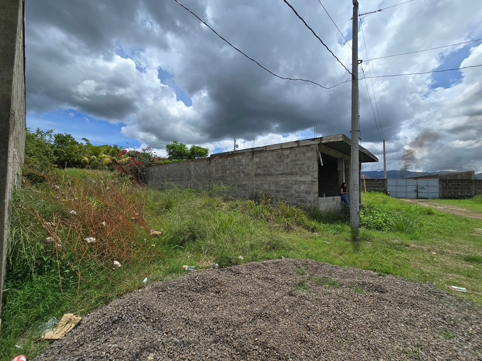 Venta de Terrenos contiguo a Click Food Park en Esteli